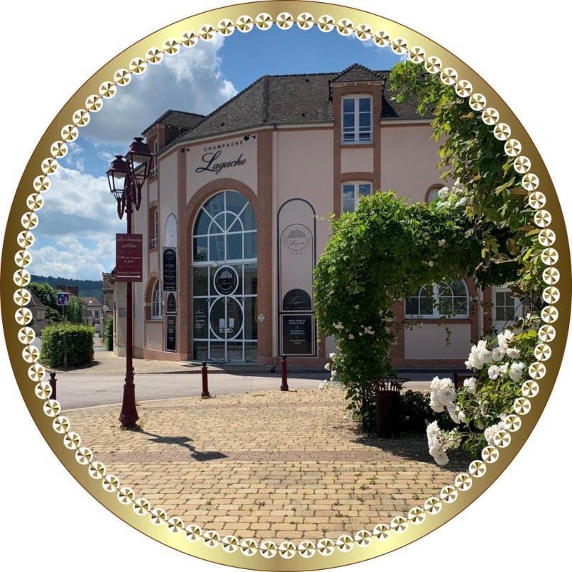 L'Insolite Pierry Exterior photo